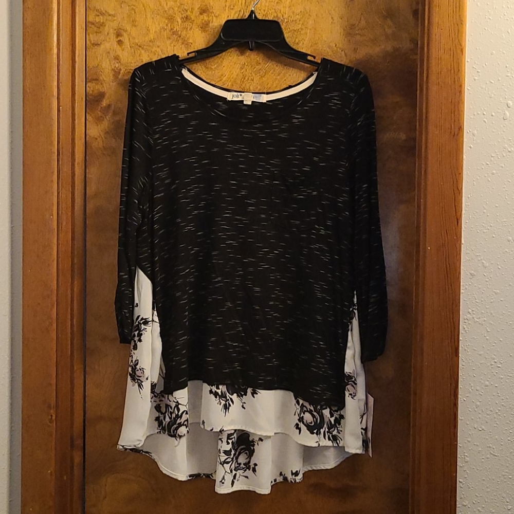 Jolt women's blouse
